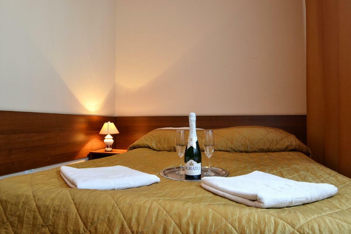 Arka Krakow Bed and Breakfast Exteriör bild